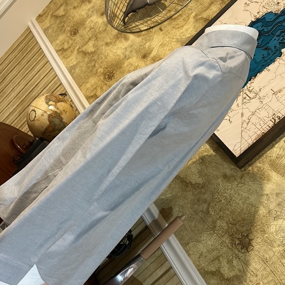Express 1M X button front shirt. NWT. Medium - Picture 3 of 8